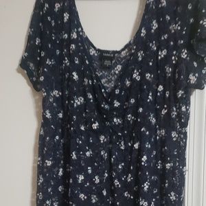 Short sleeve navy blue sheer top